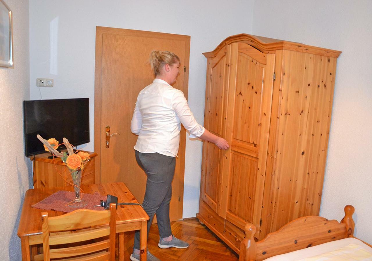 Gasthof Zum Goldenen Pflug Amstetten Dış mekan fotoğraf